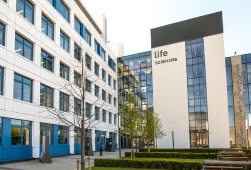 Life sciences building
