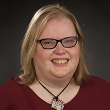 Portrait photo of Karen Petrie