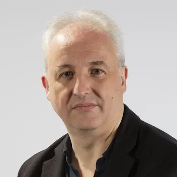 Portrait photo of Mark Robson